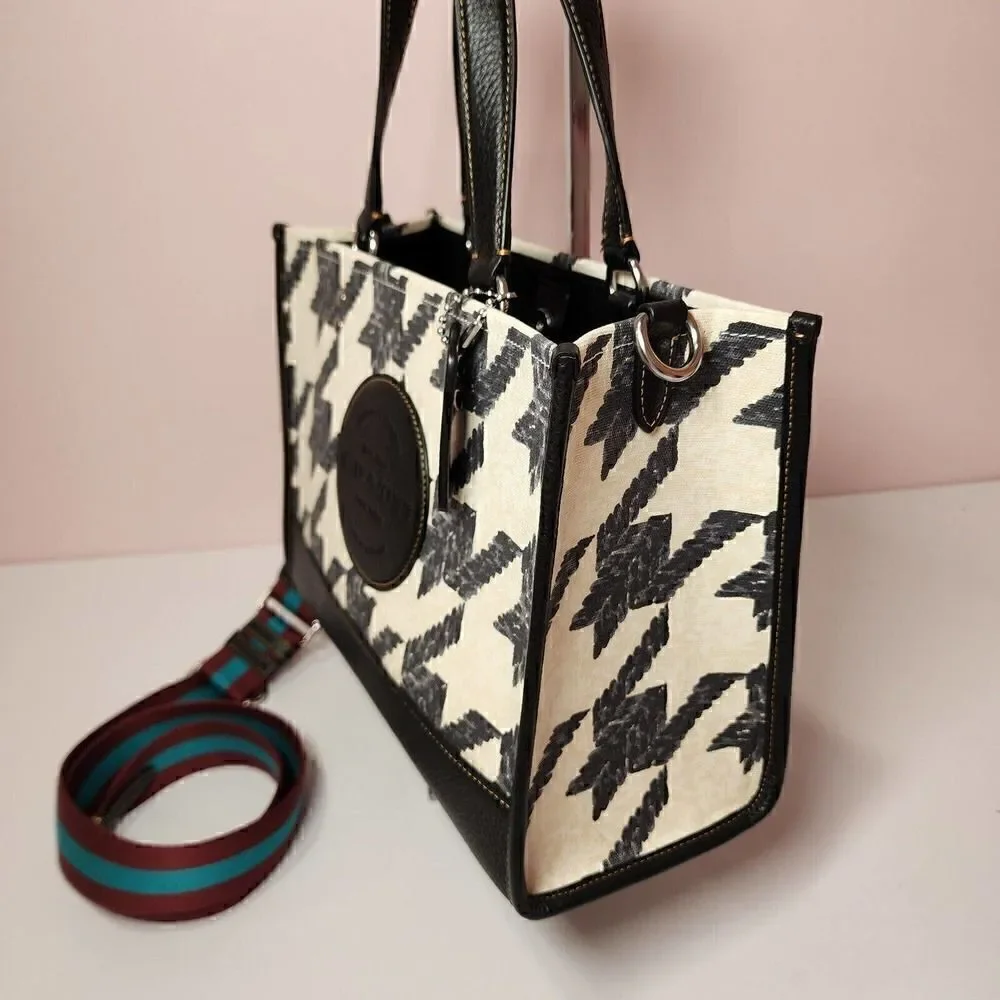 NWT Coach CJ622 Dempsey Carryall With Houndstooth Print And Patch Cream/Black